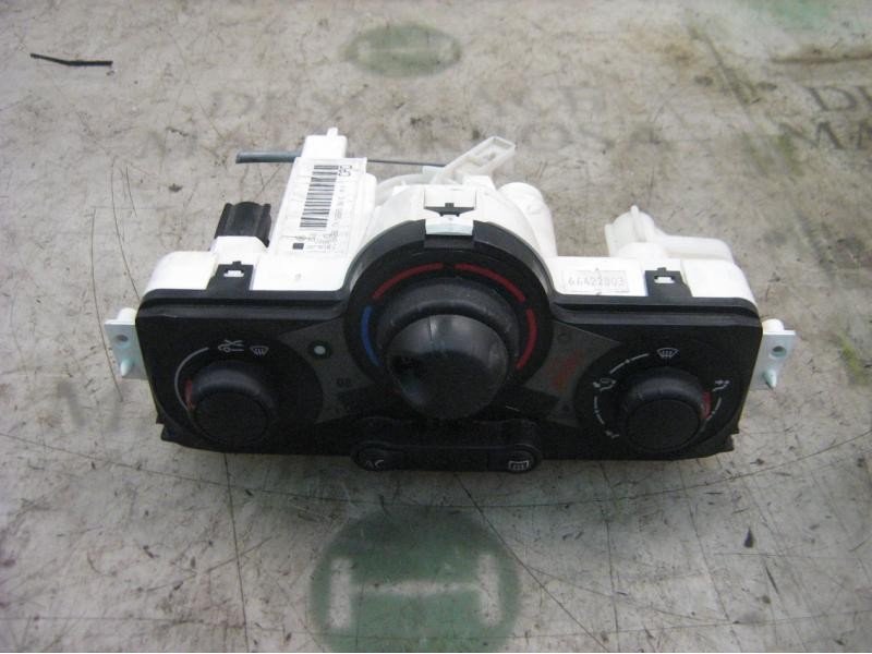 Recambio de mando calefaccion / aire acondicionado para renault megane ii classic berlina confort authentique referencia OEM IAM