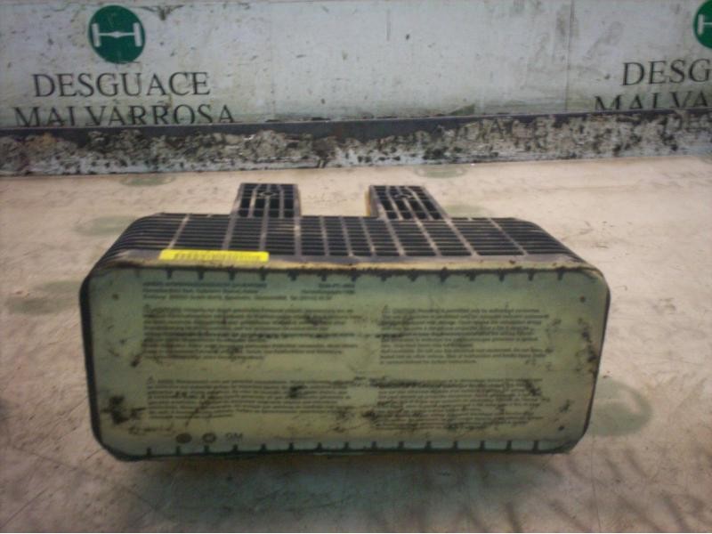 Recambio de airbag delantero derecho para opel vectra b berlina 1.8 16v cat referencia OEM IAM   