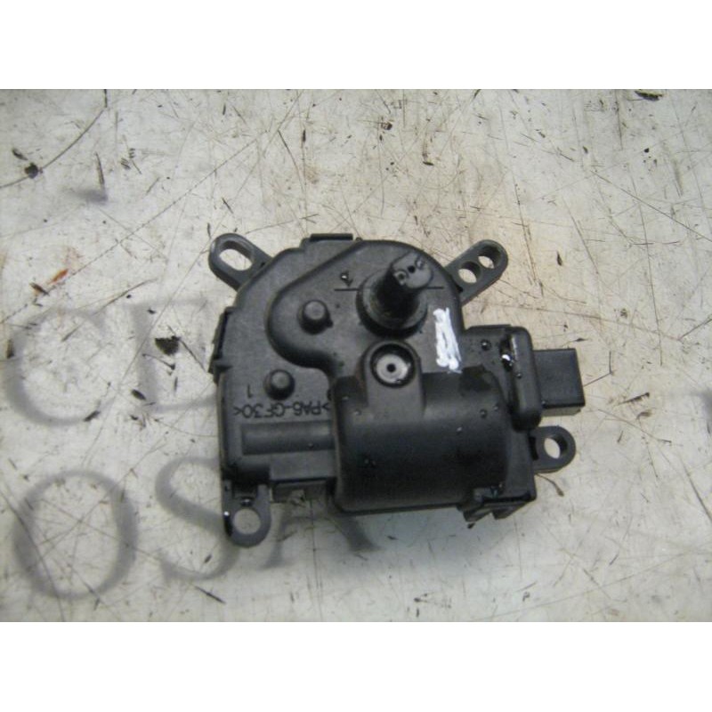 Recambio de motor electrico para ford fiesta (cbk) ghia referencia OEM IAM   