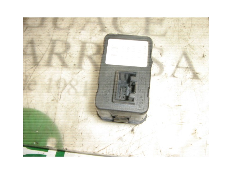 Recambio de mando elevalunas delantero izquierdo para opel astra g berlina comfort referencia OEM IAM   