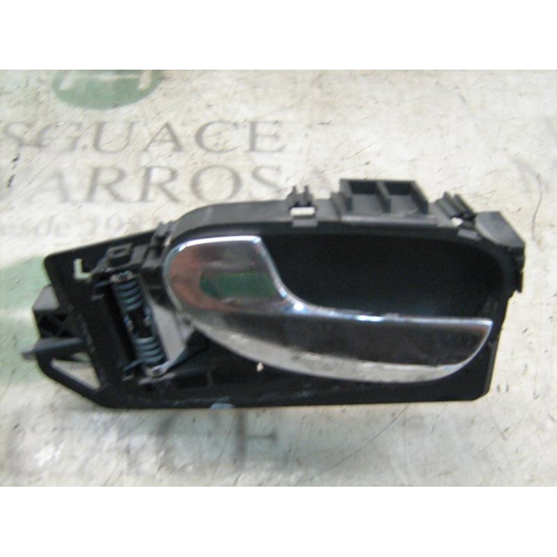 Recambio de maneta interior trasera izquierda para peugeot 307 break / sw (s1) sw referencia OEM IAM   