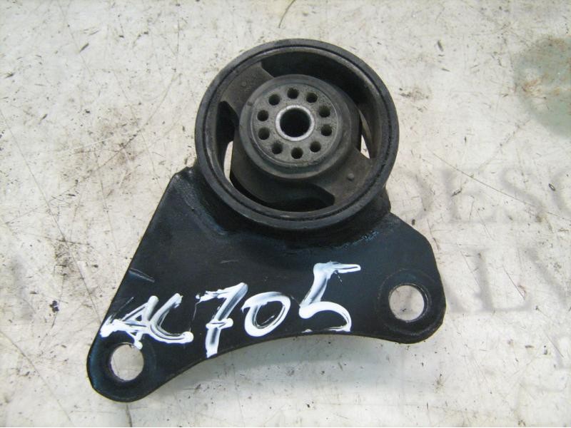 Recambio de soporte motor delantero para citroën saxo 1.4 vts referencia OEM IAM   