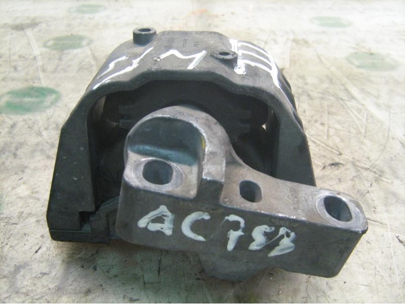 Recambio de soporte motor derecho para skoda octavia berlina (1u2) classic referencia OEM IAM   