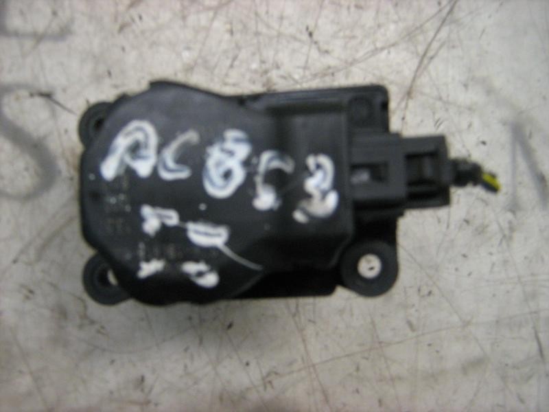 Recambio de motor apertura trampillas climatizador para ford focus berlina (cak) ghia referencia OEM IAM   