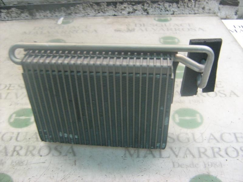 Recambio de evaporador aire acondicionado para bmw serie 3 berlina (e46) 320d referencia OEM IAM 64119135744  