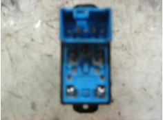 Recambio de mando elevalunas trasero derecho para kia rio ls berlina (5-ptas.) referencia OEM IAM    2