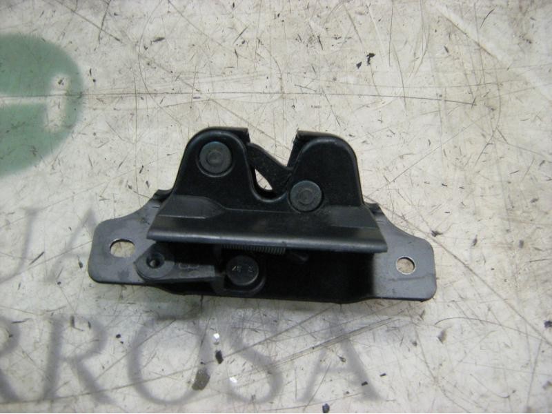 Recambio de cerradura maletero / porton para peugeot 206 berlina xt referencia OEM IAM   