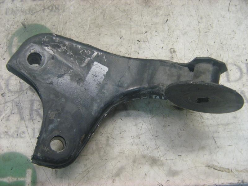 Recambio de soporte cambio para alfa romeo 156 (116) 2.5 v6 24v distinctive referencia OEM IAM   
