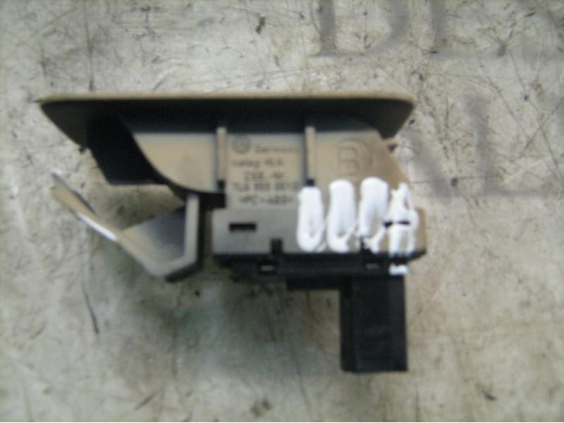 Recambio de mando elevalunas trasero derecho para volkswagen touareg (7la) v6 referencia OEM IAM 7L6959855C3X1 7L6959851B 