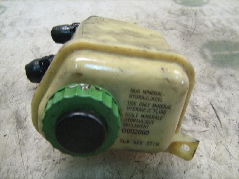 Recambio de deposito servo para volkswagen touareg (7la) v6 referencia OEM IAM 7L0422371B  
