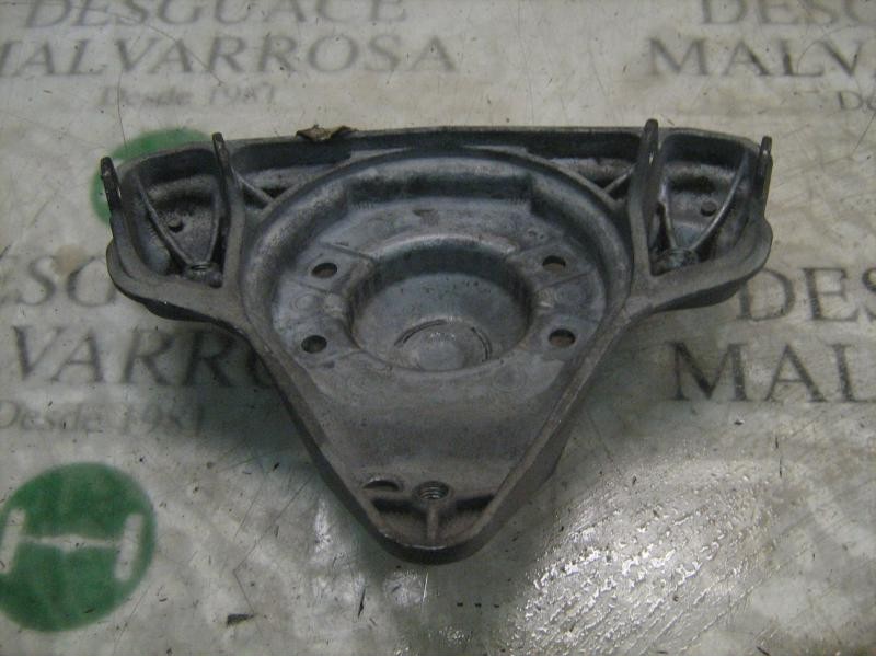 Recambio de soporte brazo suspension delantero izquierdo para volkswagen passat berlina (3b2) highline referencia OEM IAM   