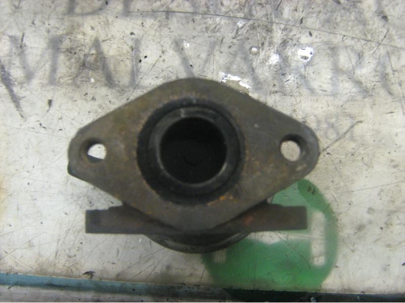 Recambio de valvula egr para audi a6 berlina (c4) 2.5 tdi referencia OEM IAM 046131503A  