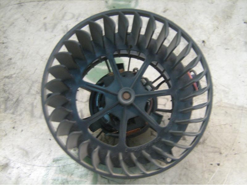 Recambio de motor calefaccion para ford fiesta (cbk) ghia referencia OEM IAM   