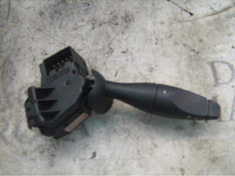 Recambio de mando limpia para ford fiesta (cbk) ghia referencia OEM IAM   