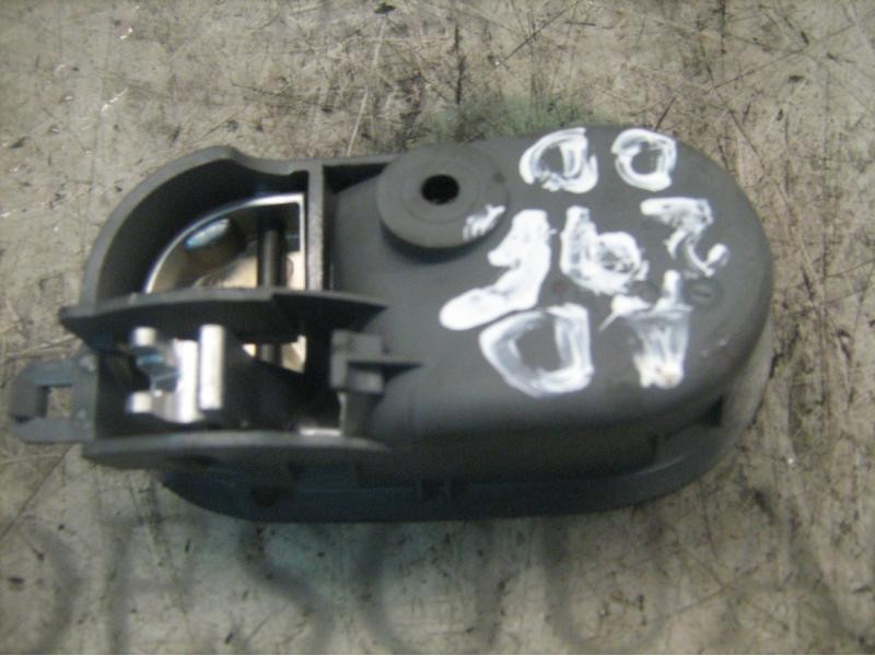 Recambio de maneta interior delantera derecha para ford fiesta (cbk) ghia referencia OEM IAM   