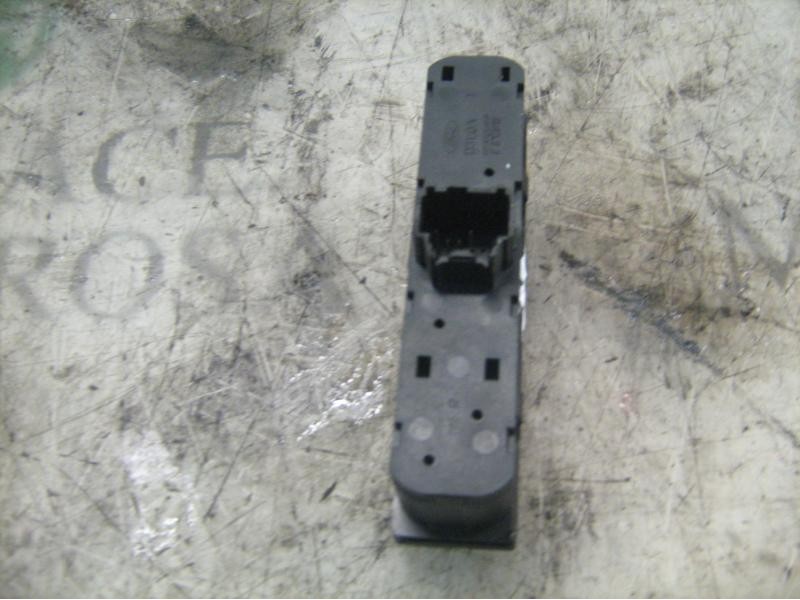 Recambio de modulo electronico para ford fiesta (cbk) ghia referencia OEM IAM   