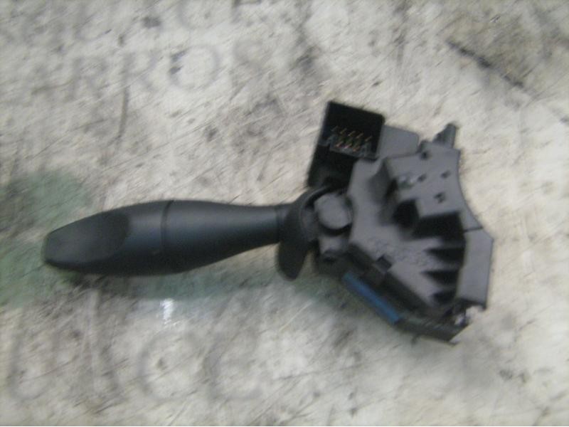 Recambio de mando intermitentes para ford fiesta (cbk) ghia referencia OEM IAM   