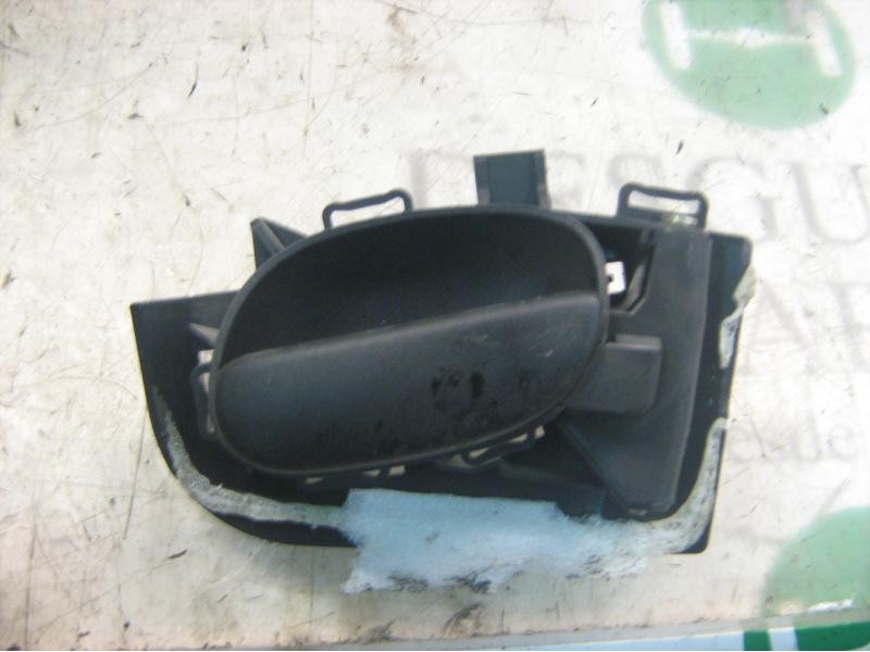 Recambio de maneta interior trasera derecha para peugeot 206 berlina xs referencia OEM IAM   