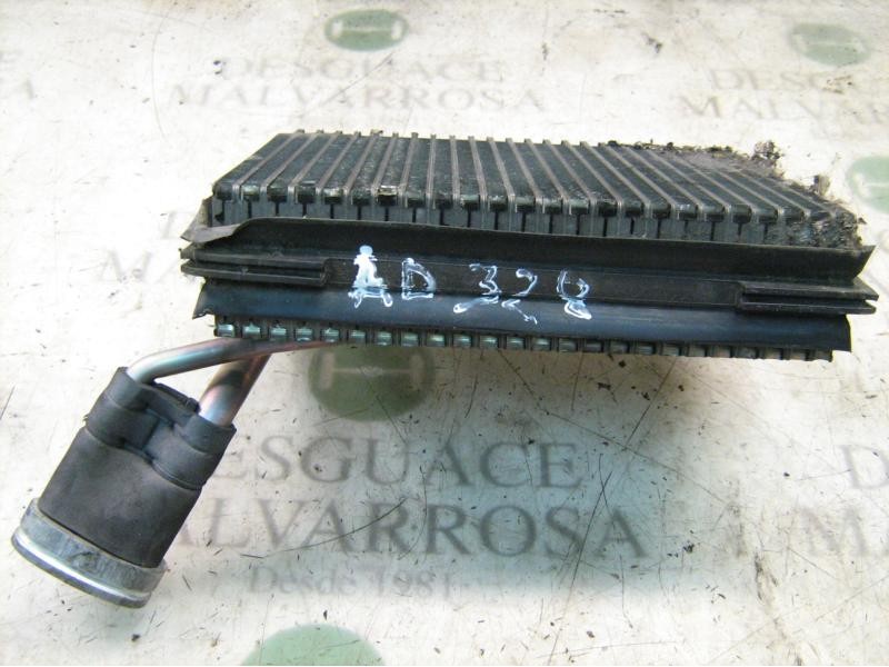 Recambio de evaporador aire acondicionado para volkswagen passat berlina (3b2) highline referencia OEM IAM   
