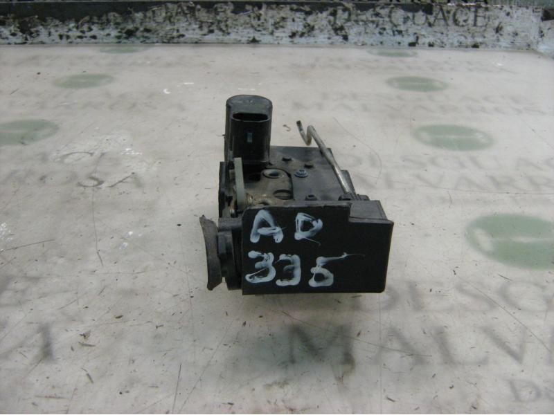 Recambio de cerradura puerta trasera izquierda para alfa romeo 156 (116) 2.4 jtd distinctive referencia OEM IAM   