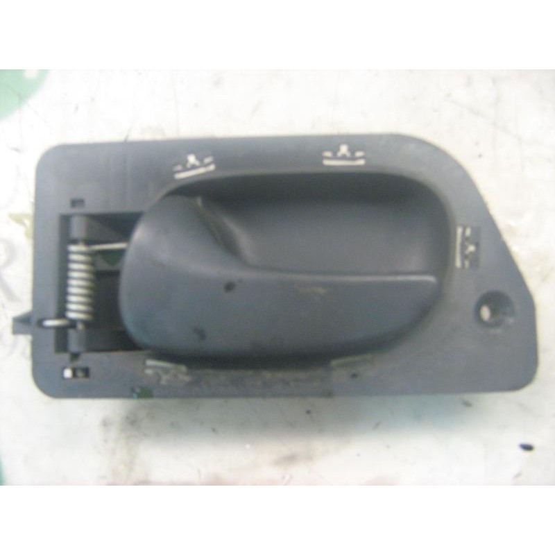 Recambio de maneta interior delantera izquierda para renault laguna (b56) 1.9 dci rt referencia OEM IAM   