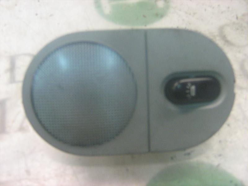 Recambio de piloto interior para renault laguna (b56) 1.9 dci rt referencia OEM IAM   