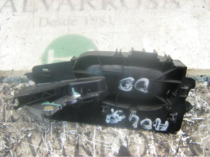Recambio de maneta interior delantera derecha para peugeot 307 (s1) xr referencia OEM IAM   
