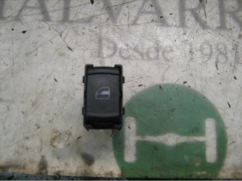 Recambio de mando elevalunas delantero derecho para volkswagen passat berlina (3b2) highline referencia OEM IAM   