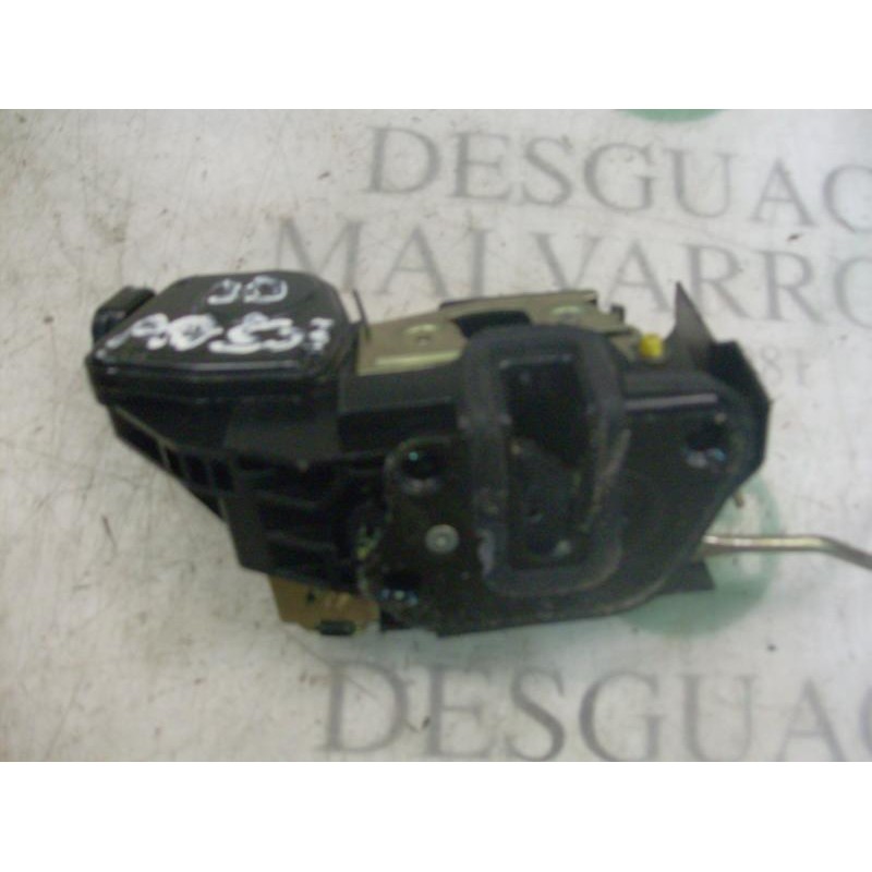 Recambio de cerradura puerta delantera derecha para hyundai matrix (fc) 1.6 gls referencia OEM IAM 8132017120  