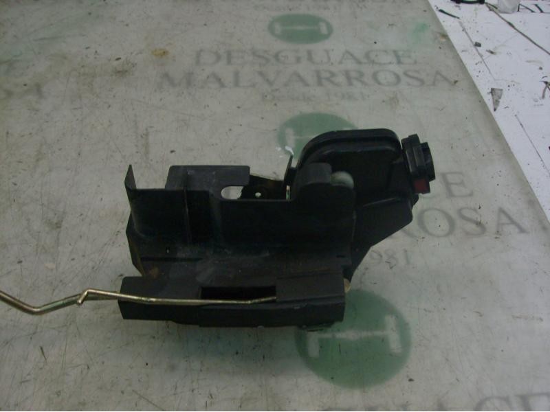 Recambio de cerradura puerta delantera derecha para hyundai matrix (fc) 1.6 gls referencia OEM IAM 8132017120  