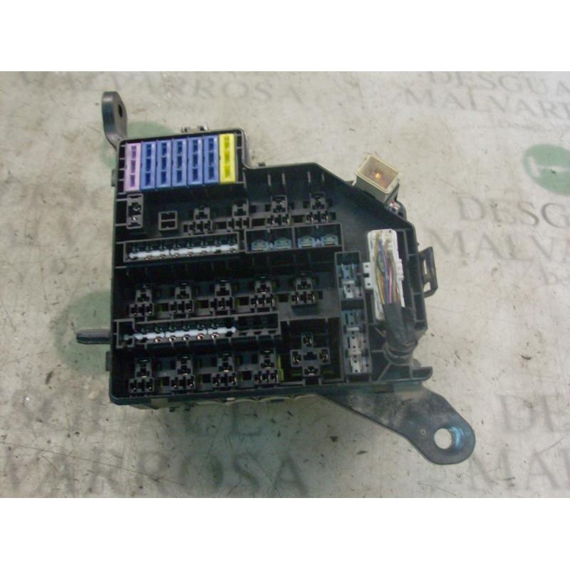 Recambio de caja reles / fusibles para hyundai matrix (fc) 1.6 gls referencia OEM IAM 9120017321 9120017321 