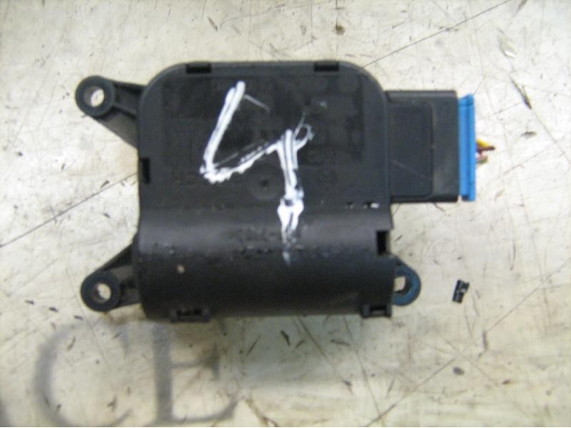 Recambio de motor apertura trampillas climatizador para seat leon (1m1) sports limited referencia OEM IAM   