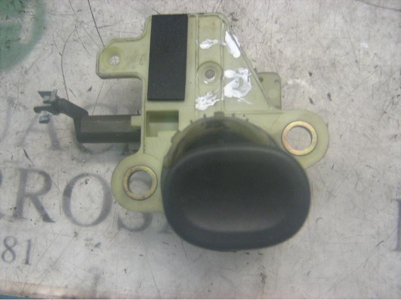 Recambio de maneta porton para renault laguna (b56) 2.2 dt rxe referencia OEM IAM   