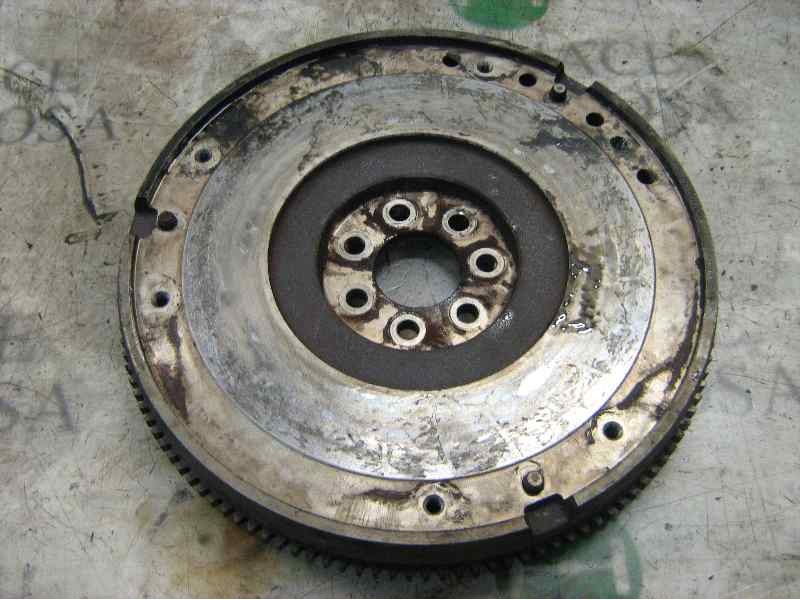 Recambio de volante motor para opel vivaro referencia OEM IAM   