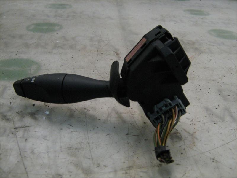 Recambio de mando limpia para ford fiesta (cbk) ghia referencia OEM IAM   