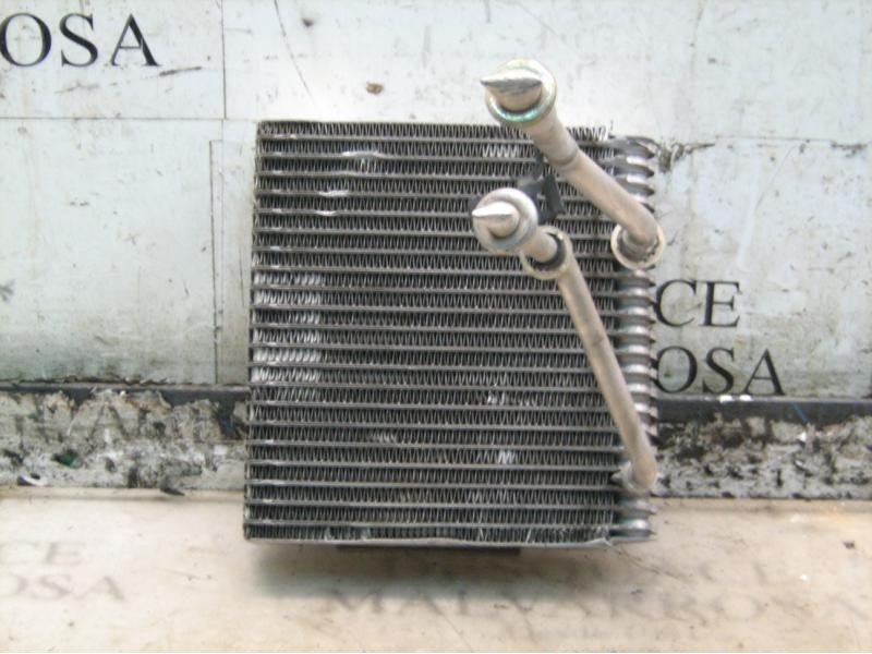 Recambio de evaporador aire acondicionado para ford fiesta (cbk) ghia referencia OEM IAM   
