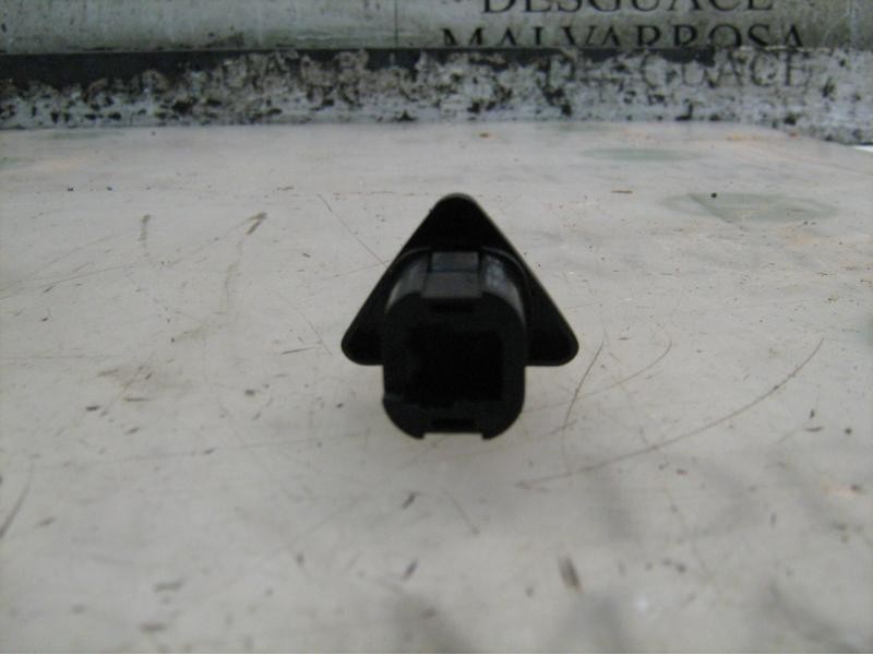 Recambio de warning para ford fiesta (cbk) ghia referencia OEM IAM   