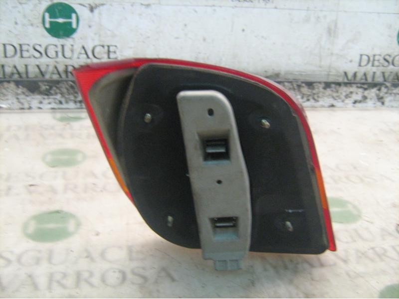 Recambio de piloto trasero derecho para ford fiesta berl./courier 1.8 diesel referencia OEM IAM   