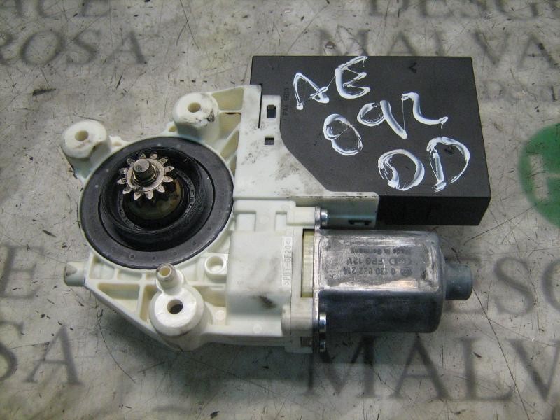 Recambio de motor elevalunas delantero derecho para ford focus berlina (cap) trend referencia OEM IAM   