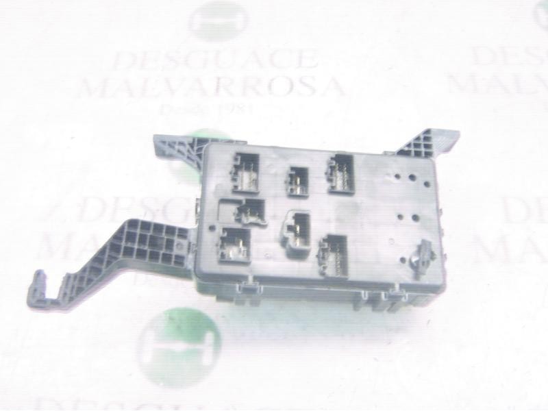 Recambio de caja reles / fusibles para ford mondeo berlina (ge) ambiente (06.2003) (d) referencia OEM IAM   