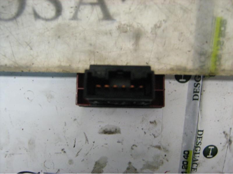 Recambio de warning para hyundai coupe (gk) 2.0 fx full referencia OEM IAM 937902C002 937902C002 