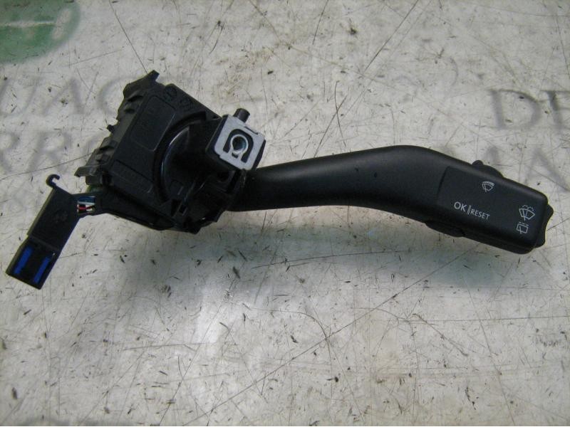 Recambio de mando limpia para seat leon (1p1) stylance / style referencia OEM IAM   