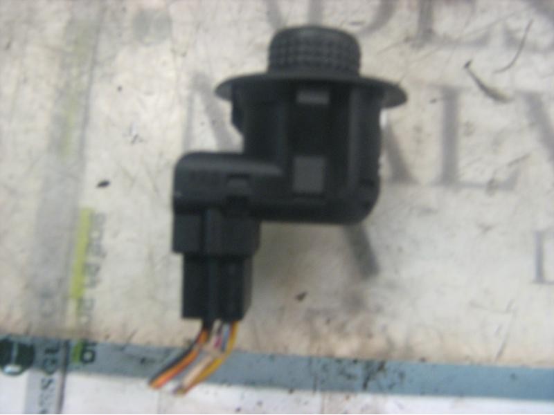 Recambio de mando retrovisor para ford mondeo berlina (gd) 2.0 16v cat referencia OEM IAM   