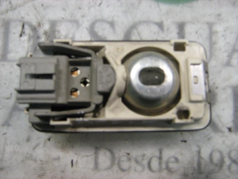 Recambio de piloto interior para citroën xsara picasso 2.0 hdi referencia OEM IAM   