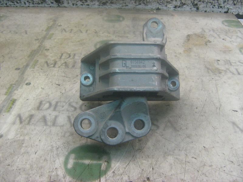 Recambio de soporte motor delantero para opel vectra c berlina sport referencia OEM IAM   