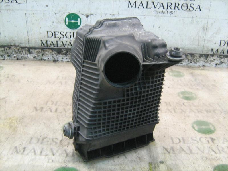 Recambio de filtro aire para renault megane ii berlina 5p confort dynamique referencia OEM IAM   