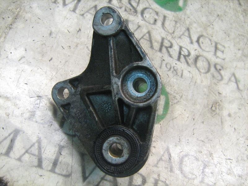 Recambio de soporte cambio para ford focus berlina (cap) trend referencia OEM IAM   