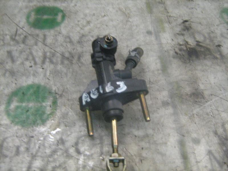 Recambio de bomba embrague para toyota yaris (ncp1/nlp1/scp1) 1.0 linea terra referencia OEM IAM   