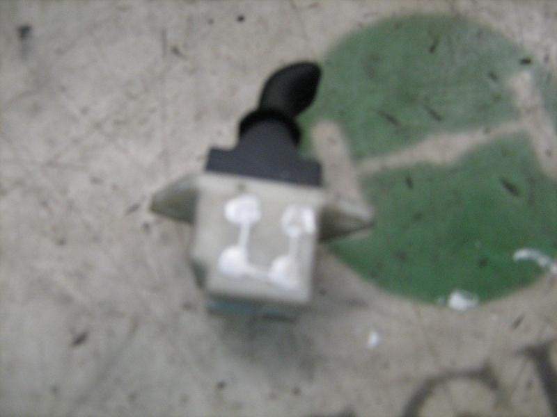 Recambio de mando elevalunas trasero derecho para mg serie 25 (rf) classic (5-ptas.) referencia OEM IAM   