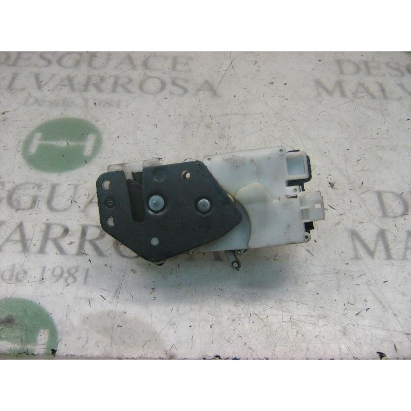 Recambio de cerradura puerta delantera izquierda para mg serie 200 (rf) 1.4 16v cat referencia OEM IAM   